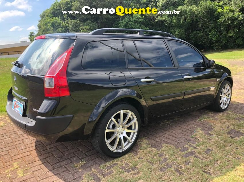 Renault MEGANE 1.6 DYNAMIQUE GRAND TOUR 16V FLEX 4P MANUAL - Loja