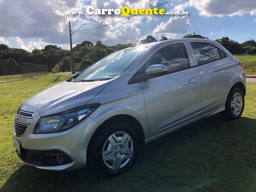 Chevrolet ONIX 1.0 MPFI LT 8V FLEX 4P MANUAL - Loja