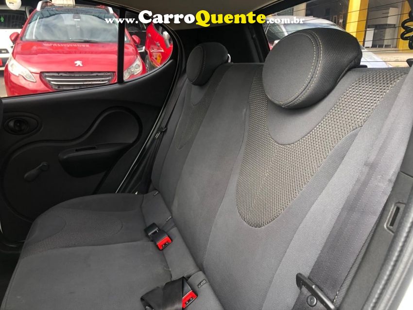 Caoa Chery QQ 1.0 MPFI LOOK 12V FLEX 4P MANUAL - Loja