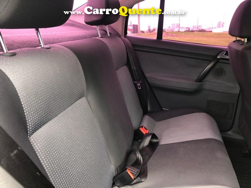 Volkswagen POLO 1.6 MI SPORTLINE 8V FLEX 4P MANUAL - Loja