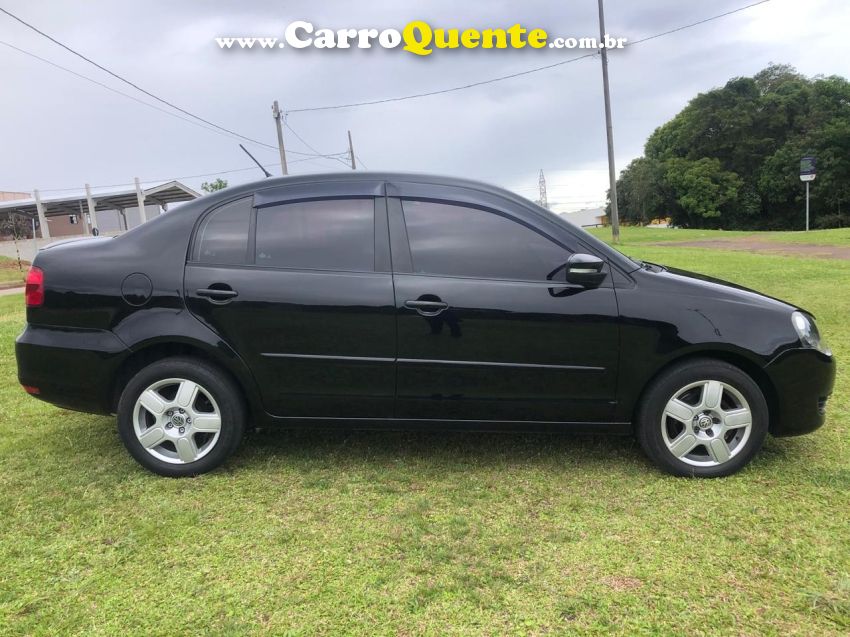 Volkswagen POLO 1.6 MI SPORTLINE 8V FLEX 4P MANUAL - Loja