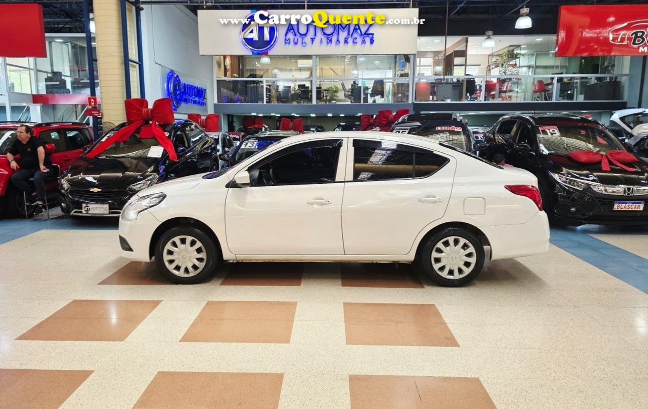NISSAN VERSA 1.0 12V S 2016 - Loja