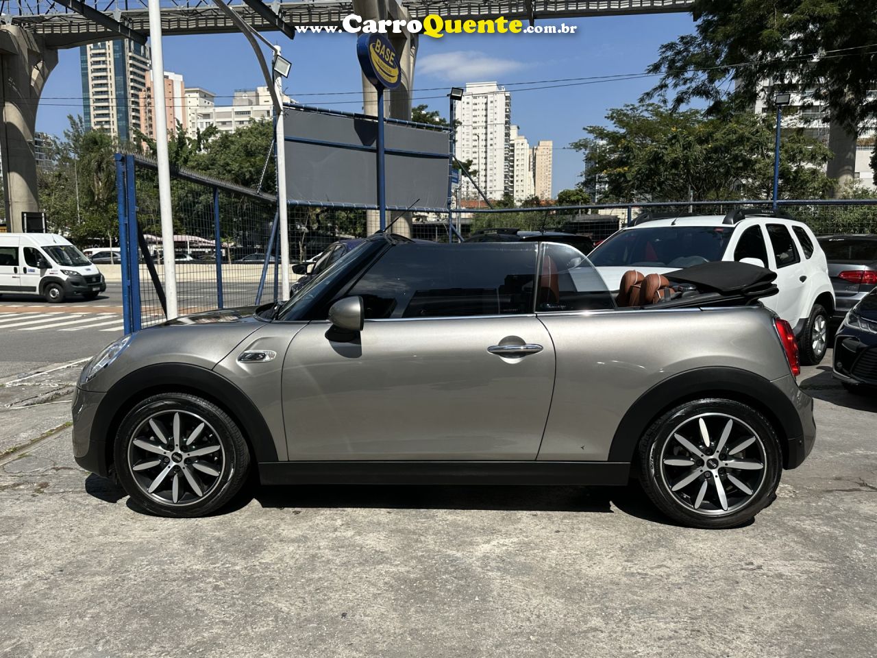MINI   COOPER CABRIO S 2.0 16V AUT.   CINZA 2018 2.0 GASOLINA - Loja