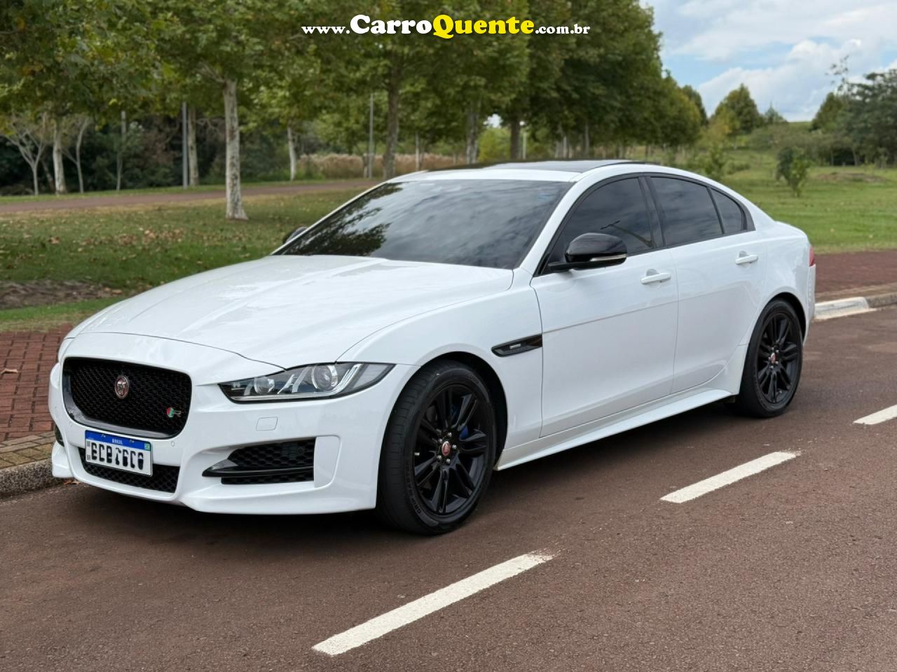 JAGUAR   XE 2.0 TURBOCHARGED R-SPORT AUT.   BRANCO 2017 2.0 GASOLINA - Loja
