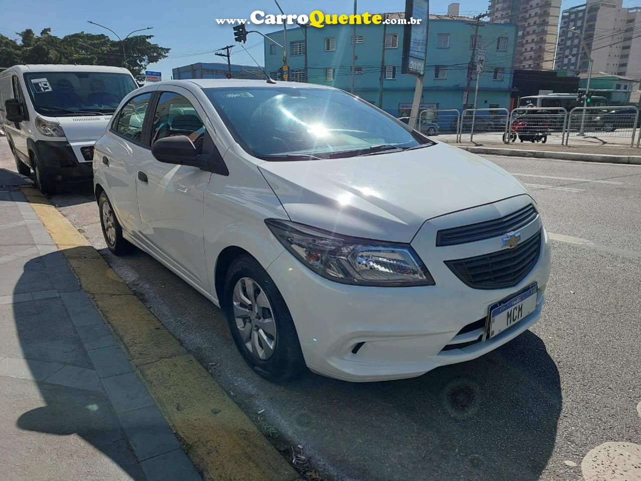 CHEVROLET   ONIX HATCH JOY 1.0 8V FLEX 5P MEC.   BRANCO 2019 1.0 FLEX - Loja