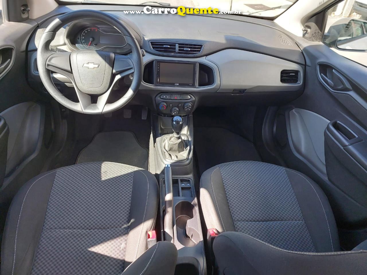 CHEVROLET   ONIX HATCH JOY 1.0 8V FLEX 5P MEC.   BRANCO 2019 1.0 FLEX - Loja