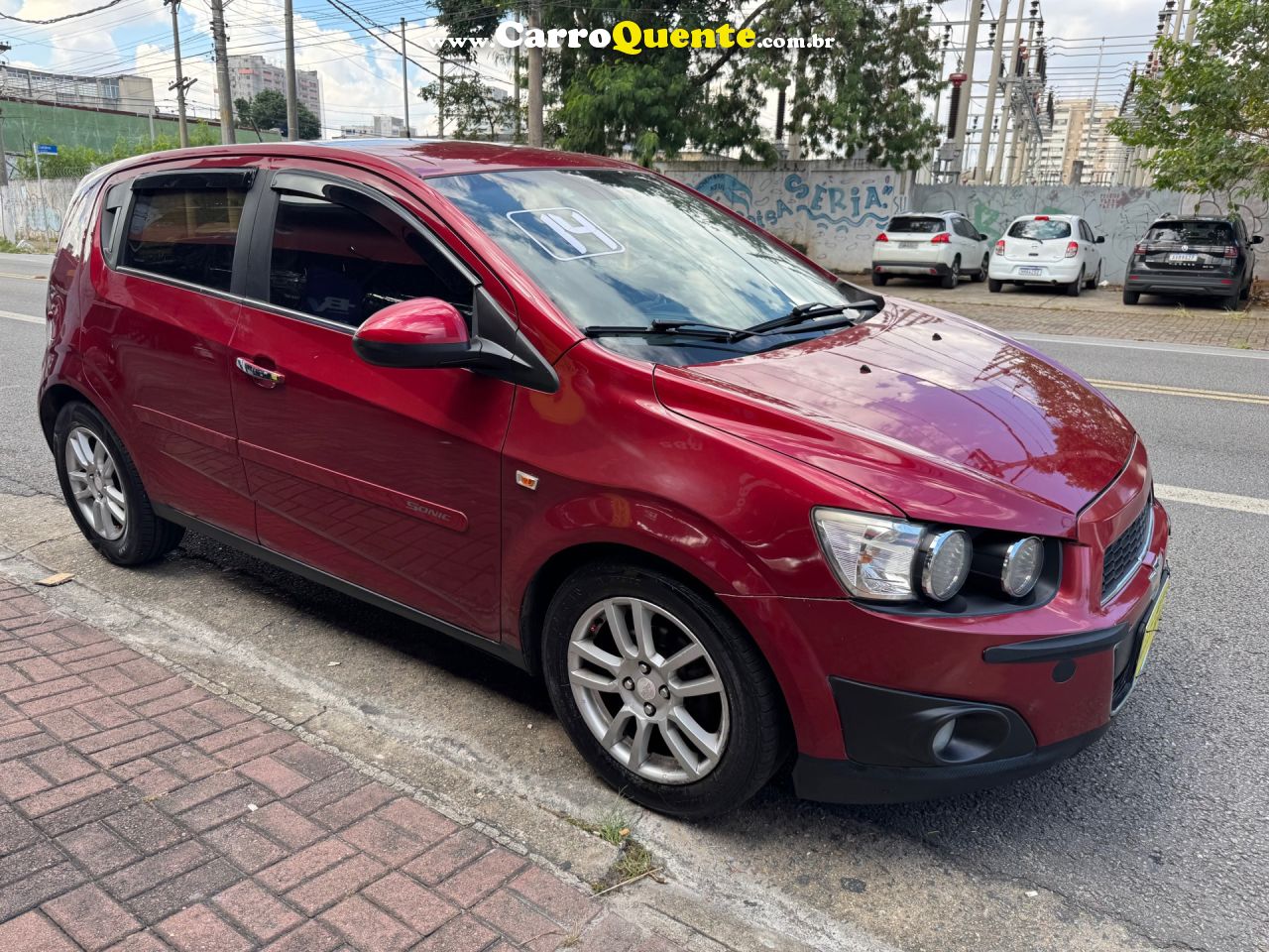 CHEVROLET   SONIC HB LTZ 1.6 16V FLEXPOWER 5P AUT.   VERMELHO 2014 1.6 FLEX - Loja