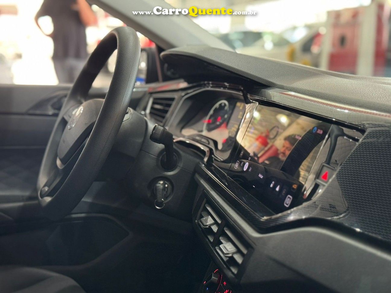 VOLKSWAGEN POLO 1.0 MPI TRACK 2025 - Loja