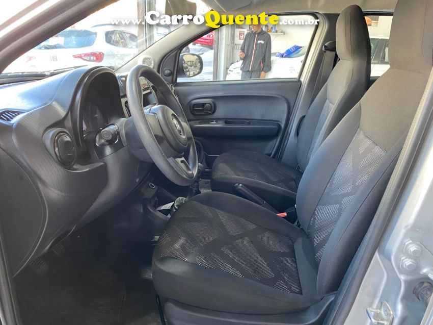 Fiat MOBI 1.0 EVO FLEX LIKE. MANUAL - Loja