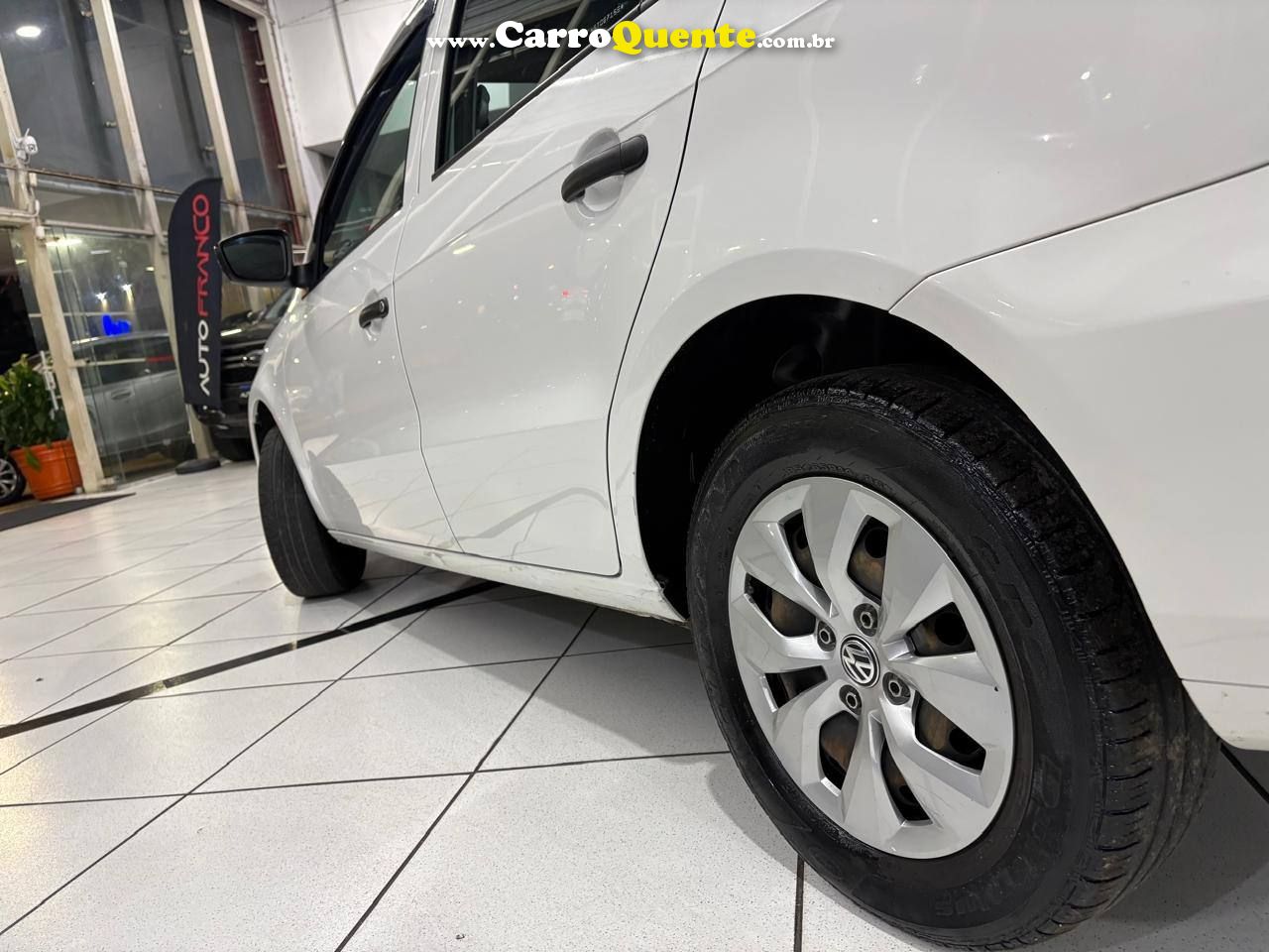 VOLKSWAGEN VOYAGE 1.6 MI TRENDLINE 8V 2016 - Loja