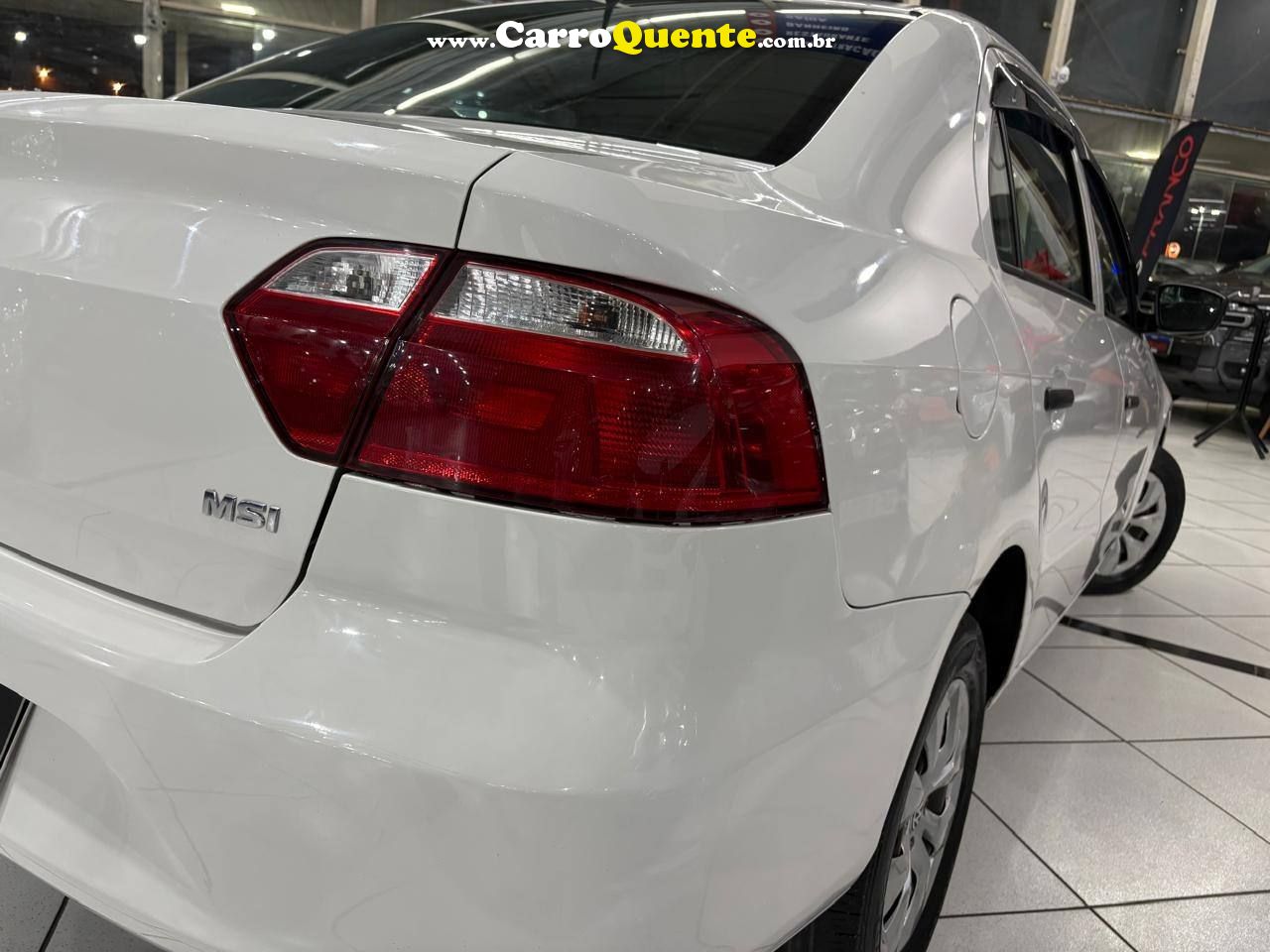 VOLKSWAGEN VOYAGE 1.6 MI TRENDLINE 8V 2016 - Loja