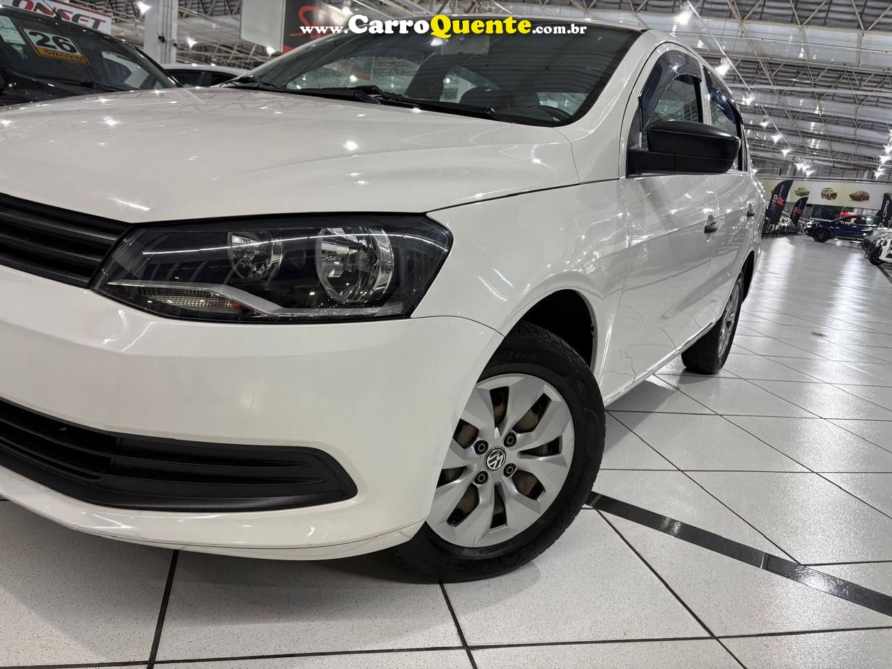 VOLKSWAGEN VOYAGE 1.6 MI TRENDLINE 8V 2016 - Loja
