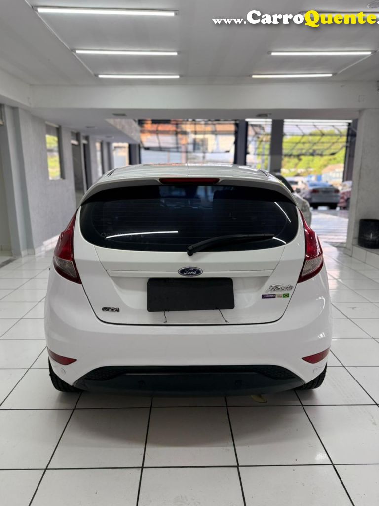 FORD   FIESTA SE 1.6 16V FLEX 5P   BRANCO 2018 1.6 FLEX - Loja