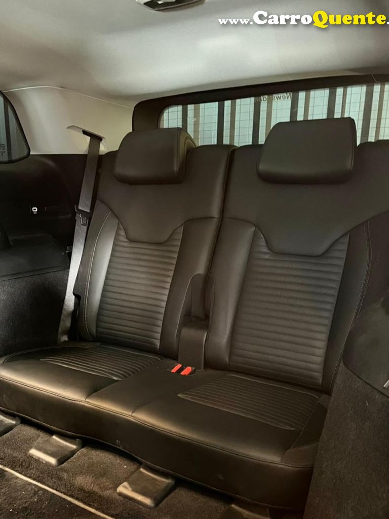 JEEP   COMMANDER LIMITED T270 1.3 TB FLEX AUT.   BRANCO 2023 1.3 FLEX - Loja
