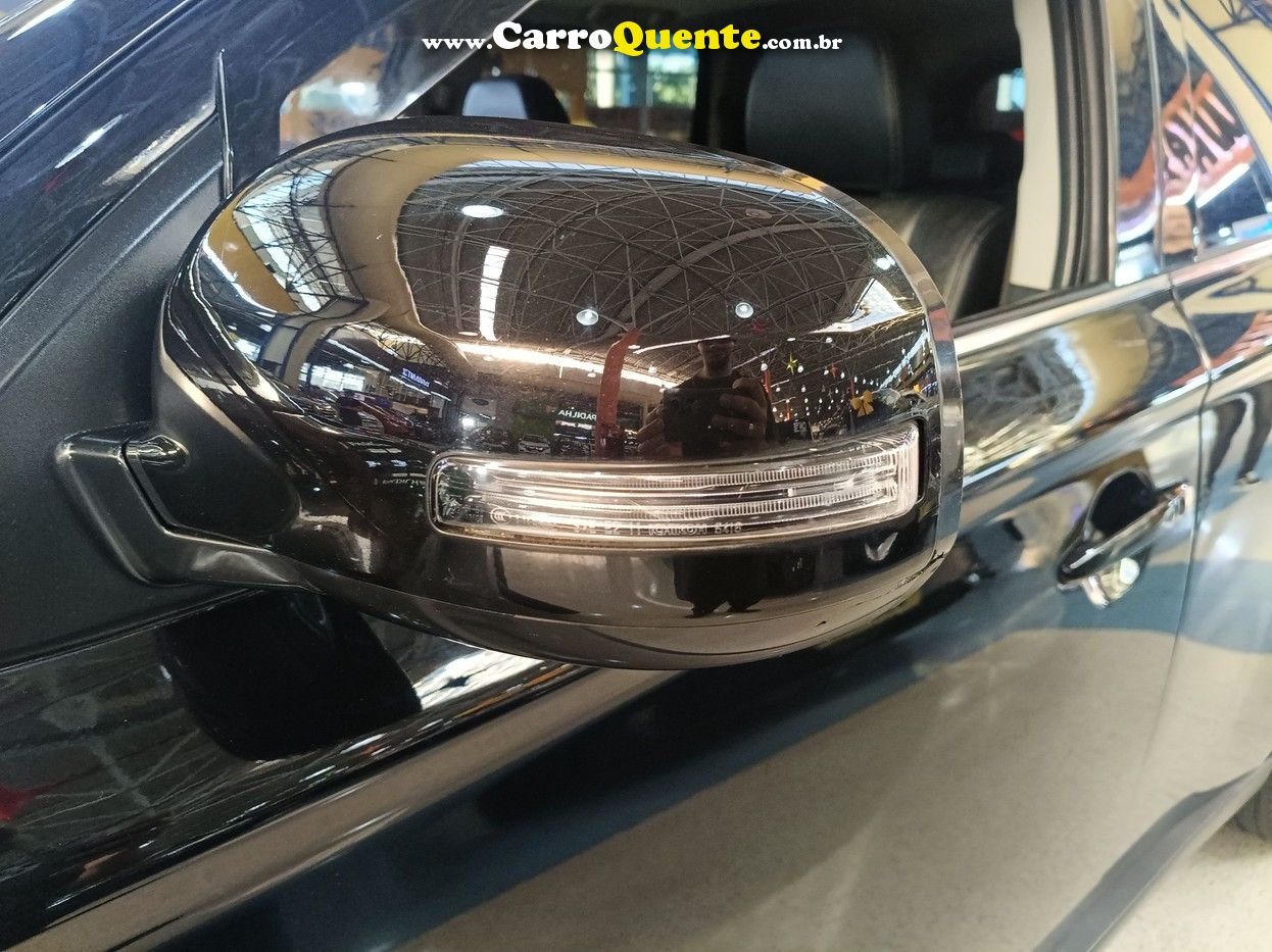 MITSUBISHI OUTLANDER 3.0 GT 4X4 V6 24V 2015 - Loja