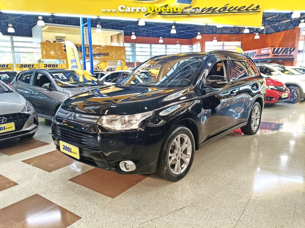 MITSUBISHI OUTLANDER 3.0 GT 4X4 V6 24V 2015 - Loja