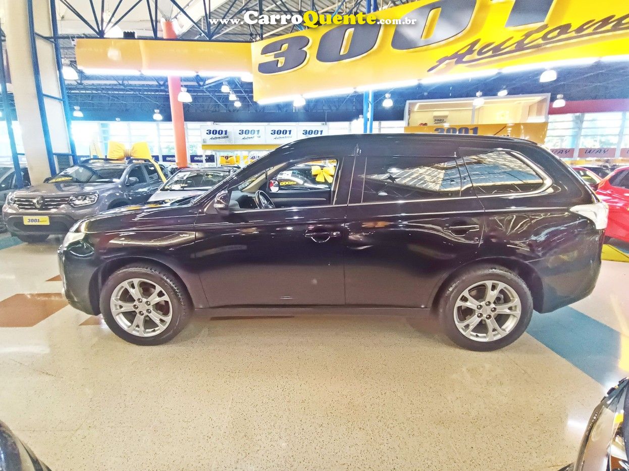 MITSUBISHI OUTLANDER 3.0 GT 4X4 V6 24V 2015 - Loja