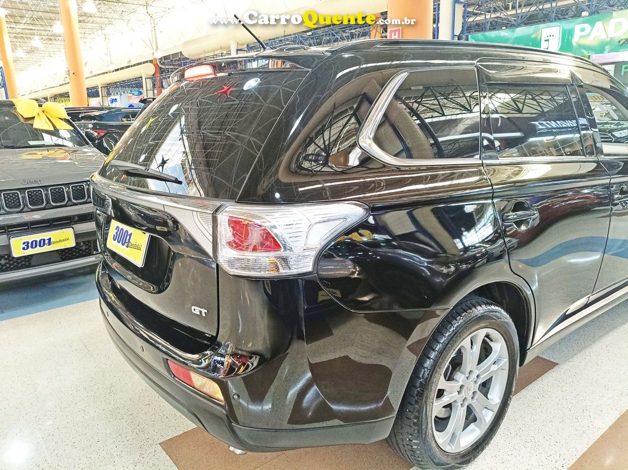 MITSUBISHI OUTLANDER 3.0 GT 4X4 V6 24V 2015 - Loja