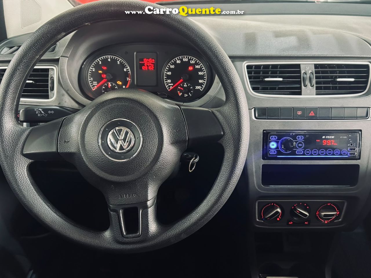 VOLKSWAGEN   FOX TRENDLINE 1.0 FLEX 8V 5P   PRETO 2014 1.0 FLEX - Loja