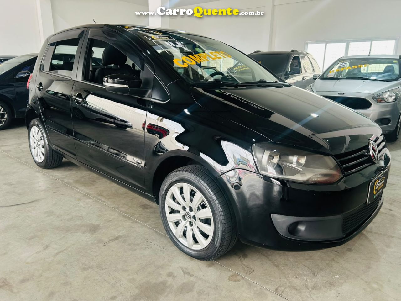 VOLKSWAGEN   FOX TRENDLINE 1.0 FLEX 8V 5P   PRETO 2014 1.0 FLEX - Loja