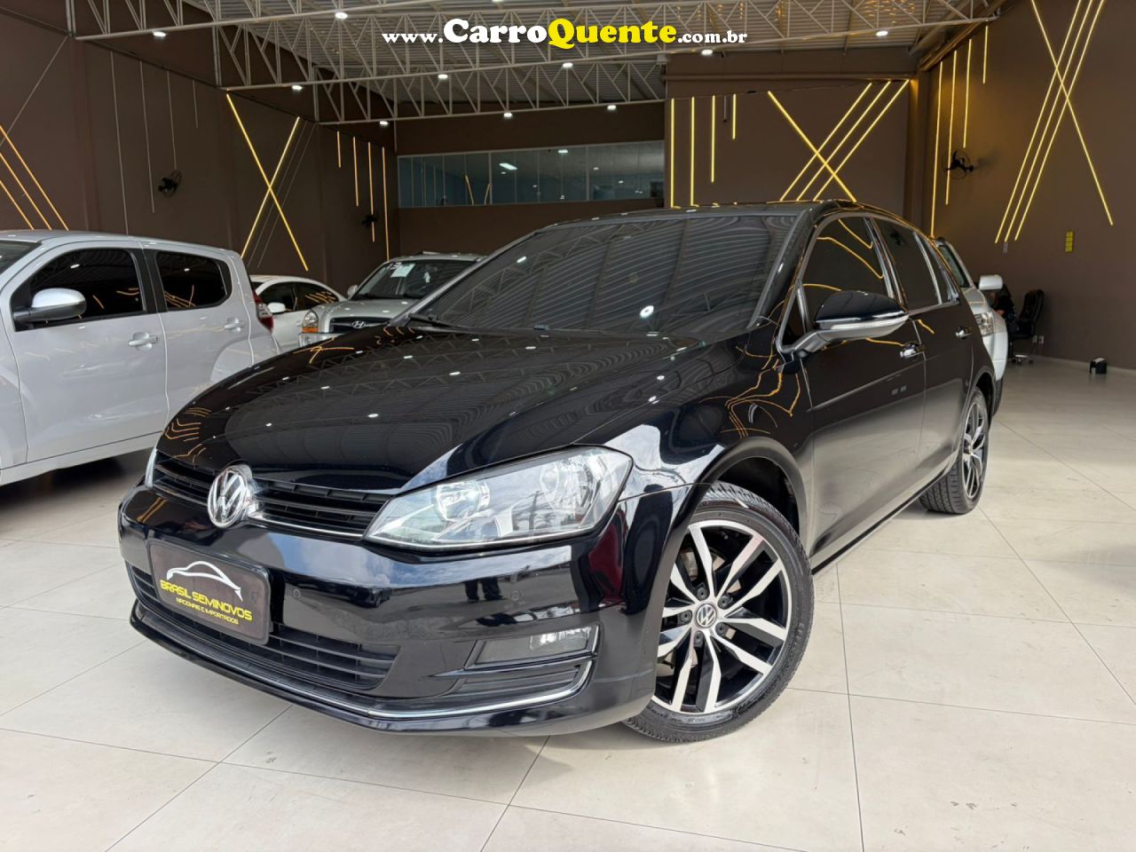 VOLKSWAGEN   GOLF HIGHLINE 1.4 TSI 140CV AUT.   PRETO 2014 1.4 GASOLINA - Loja