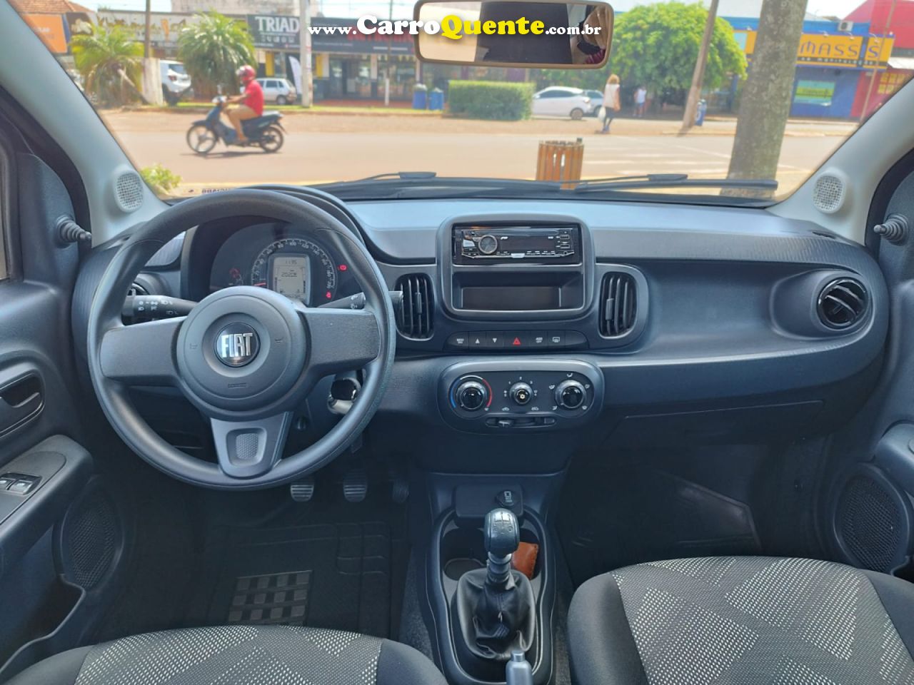 FIAT   MOBI LIKE 1.0 FIRE FLEX 5P.   CINZA 2025 1.0 FLEX - Loja