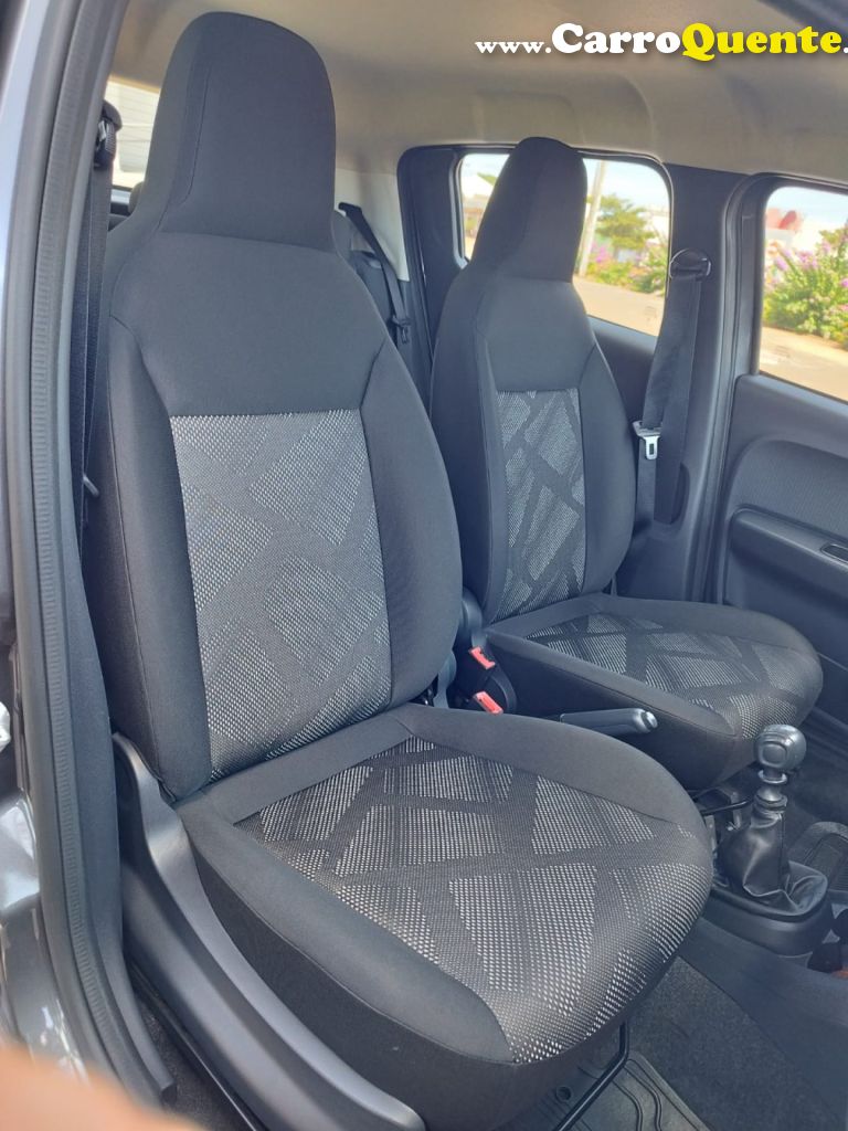 FIAT   MOBI LIKE 1.0 FIRE FLEX 5P.   CINZA 2025 1.0 FLEX - Loja