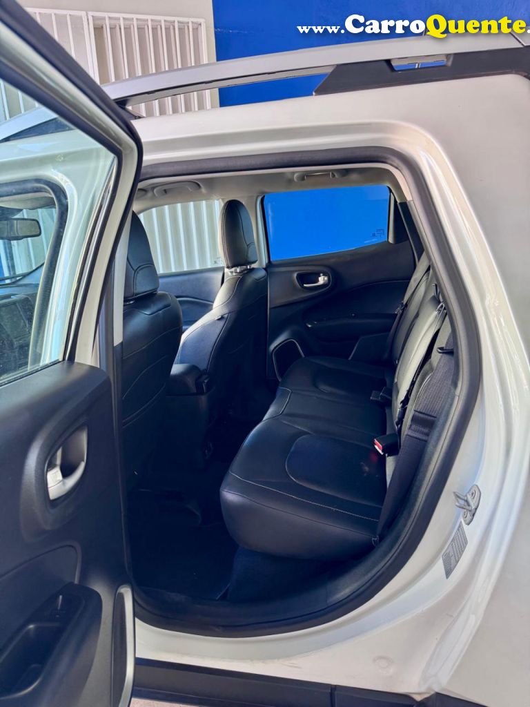 FIAT   TORO VOLCANO 2.0 16V 4X4 TB DIESEL AUT.   BRANCO 2023 2.0 DIESEL - Loja