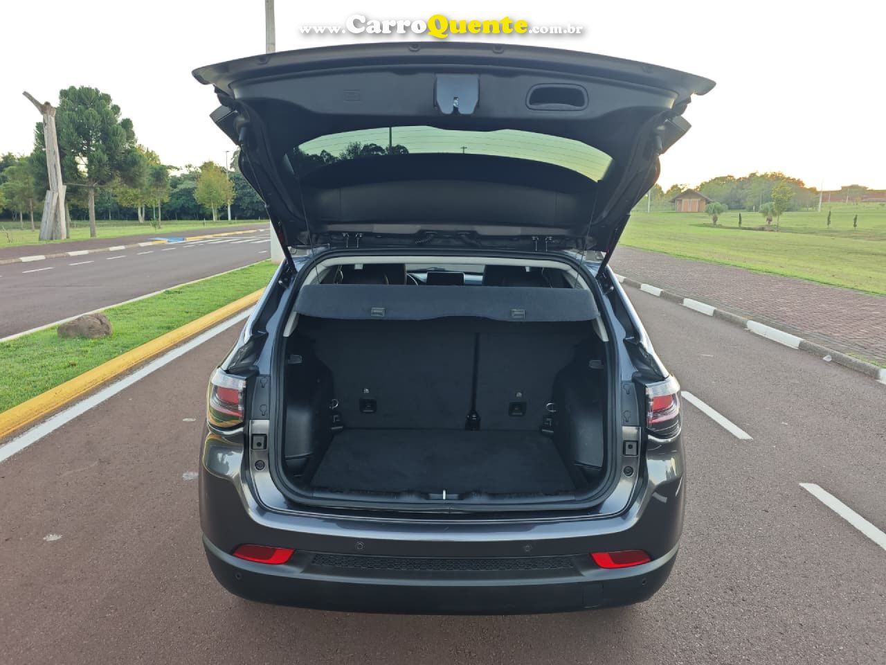 JEEP   COMPASS SPORT T270 1.3 TB 4X2 FLEX AUT.   CINZA 2023 1.3 FLEX - Loja