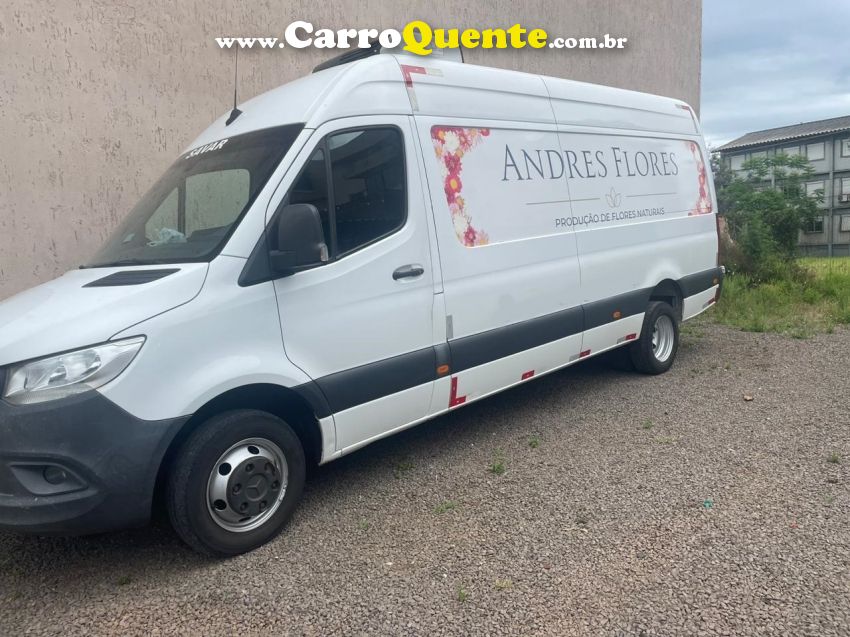 Mercedes-Benz SPRINTER 2.2 CDI DIESEL FURGÃO 516 TA EXTRA LONGO MANUAL - Loja