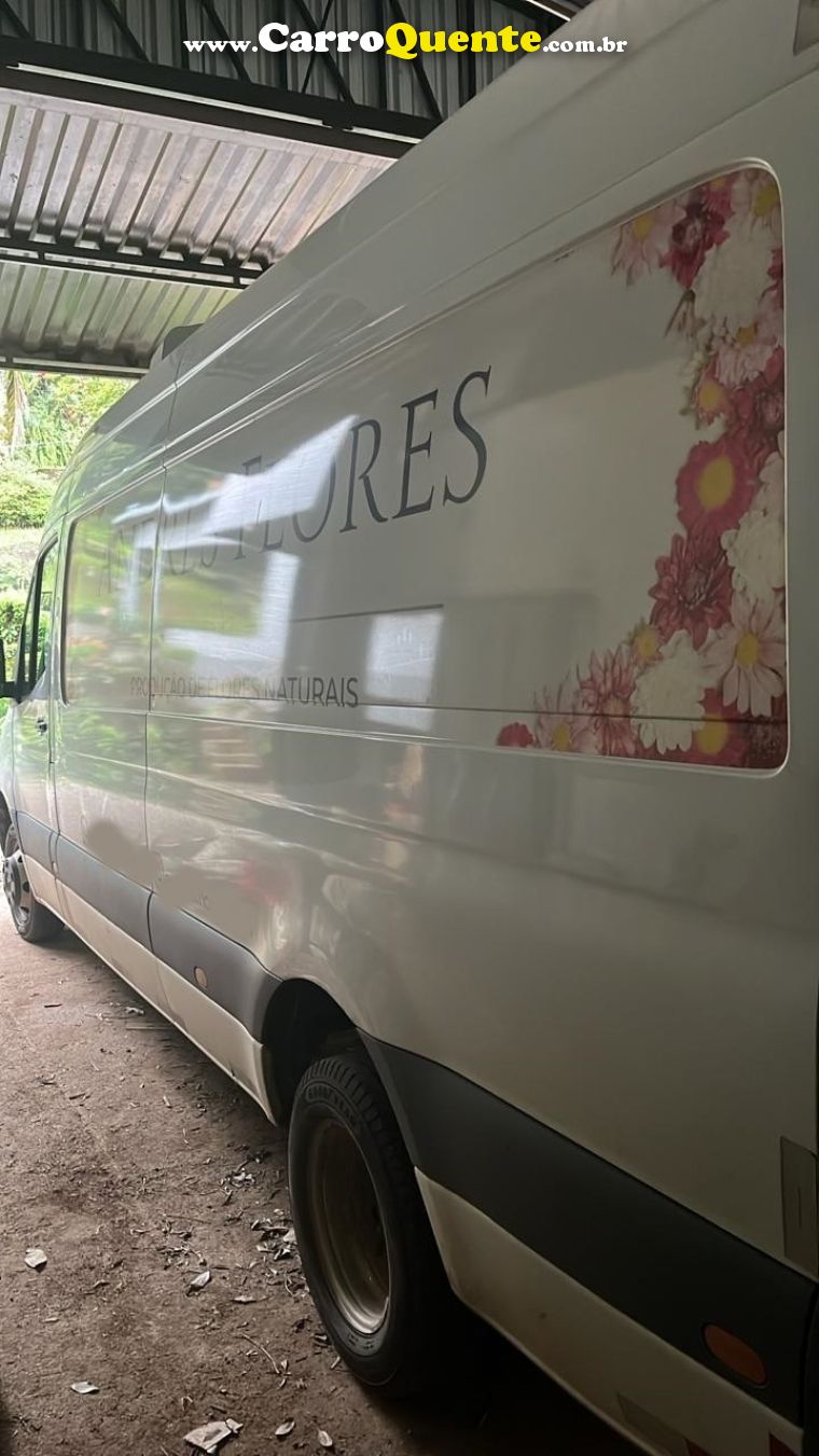 Mercedes-Benz SPRINTER 2.2 CDI DIESEL FURGÃO 516 TA EXTRA LONGO MANUAL - Loja