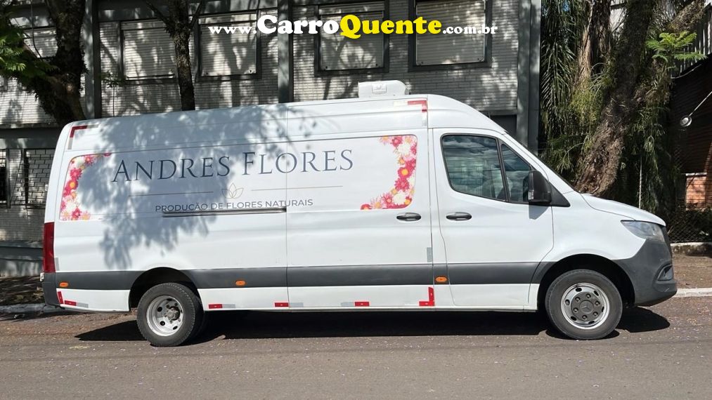 Mercedes-Benz SPRINTER 2.2 CDI DIESEL FURGÃO 516 TA EXTRA LONGO MANUAL - Loja