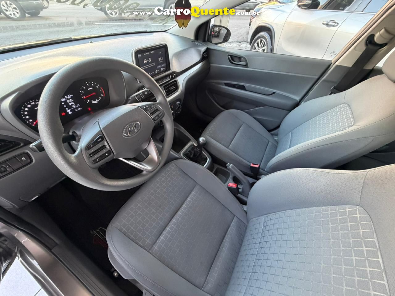 HYUNDAI   HB20S C.PLUSC.STYLE1.0 FLEX 12V MEC. 4P   PRATA 2025 1.0 FLEX - Loja
