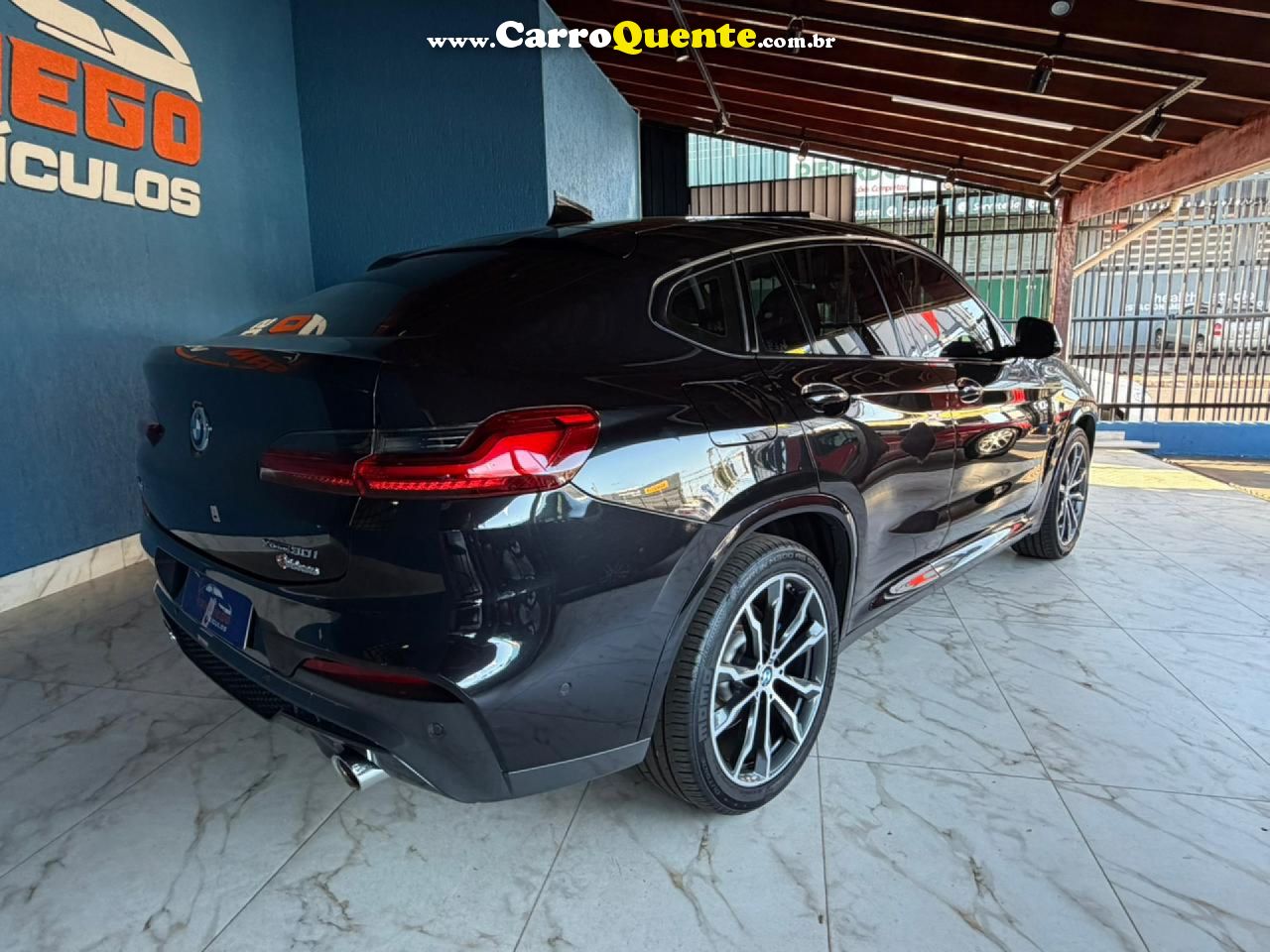 BMW   X4 XDRIVE 30I M-SPORT 2.0 TB 252CV AUT   PRETO 2019 2.0 GASOLINA - Loja