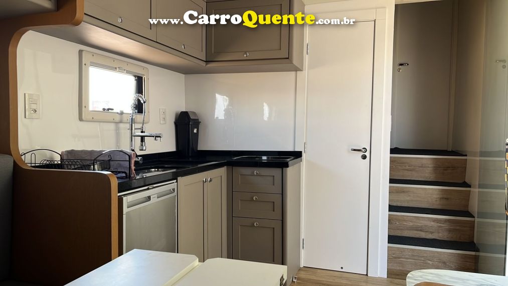 Scania R 113 Motor Home - Loja
