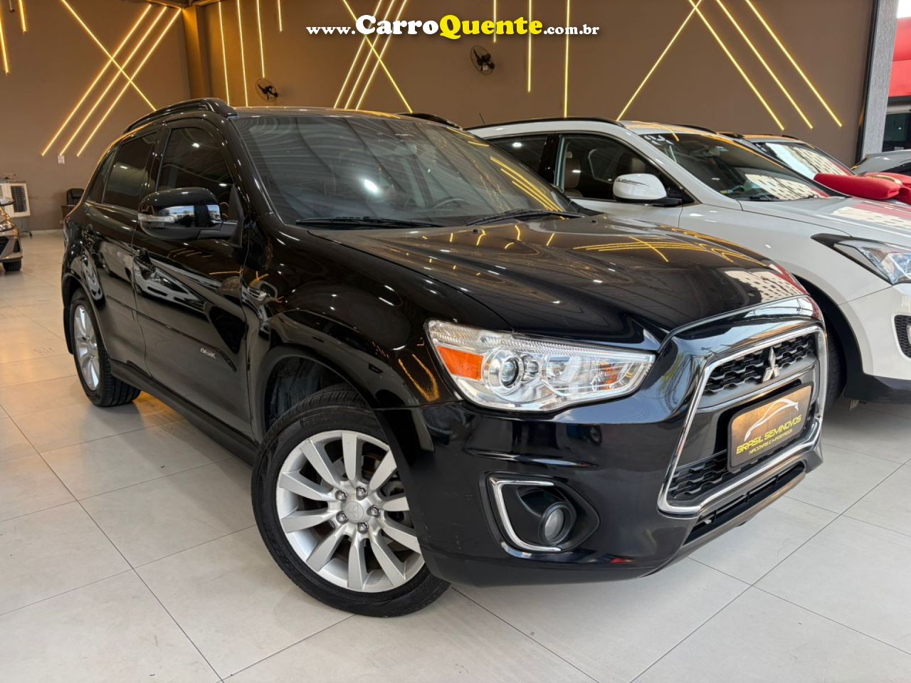 MITSUBISHI   ASX 2.0 AWD CVT   PRETO 2016 2.0 GASOLINA - Loja