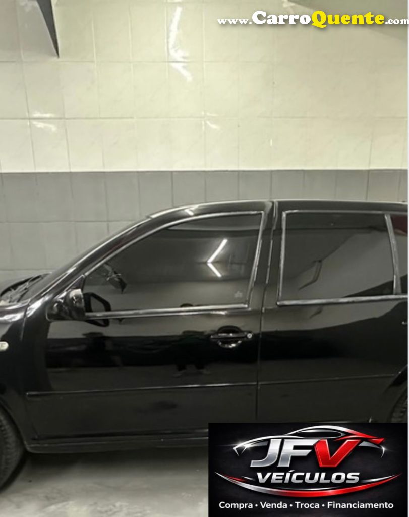 VOLKSWAGEN   GOLF 1.6MI 1.6MI GENER.BLACK & SILVER   PRETO 2001 1.6 GASOLINA - Loja