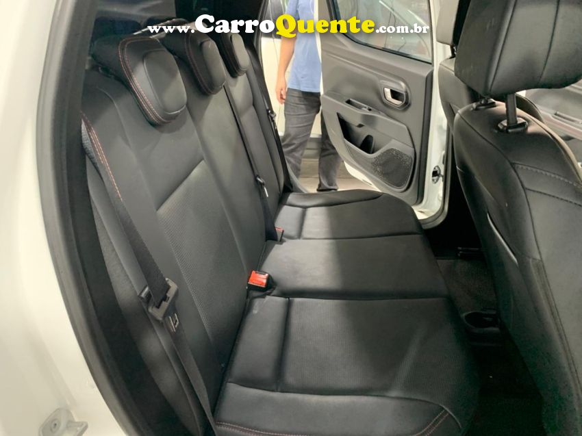 Fiat STRADA 1.0 TURBO 200 FLEX ULTRA CD CVT - Loja