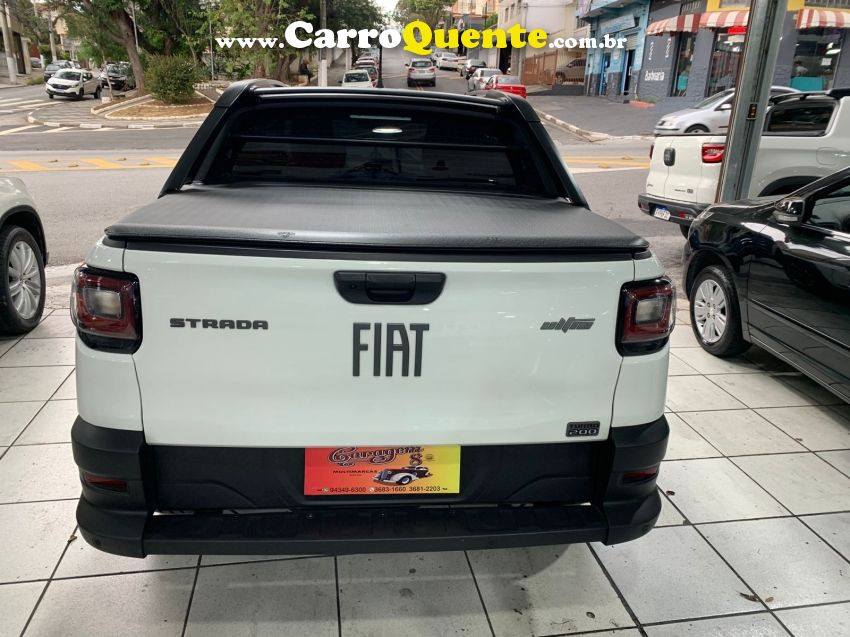 Fiat STRADA 1.0 TURBO 200 FLEX ULTRA CD CVT - Loja