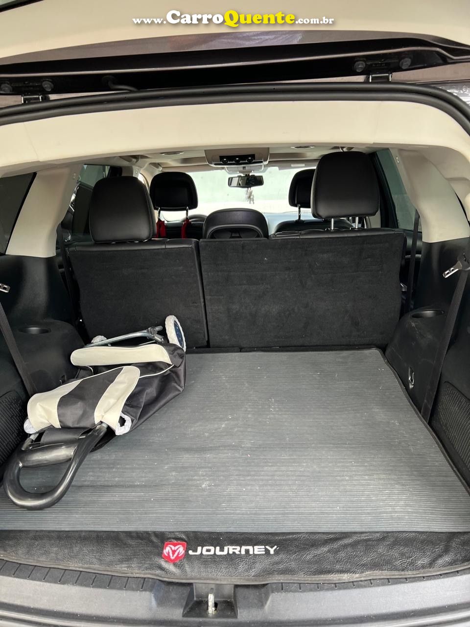 DODGE JOURNEY  2015 - Loja