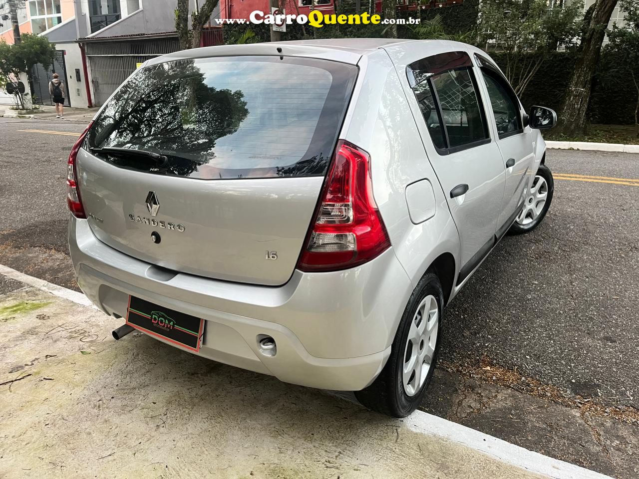 RENAULT   SANDERO EXPRESSION HI-FLEX 1.6 8V 5P   PRATA 2012 1.6 GASOLINA - Loja