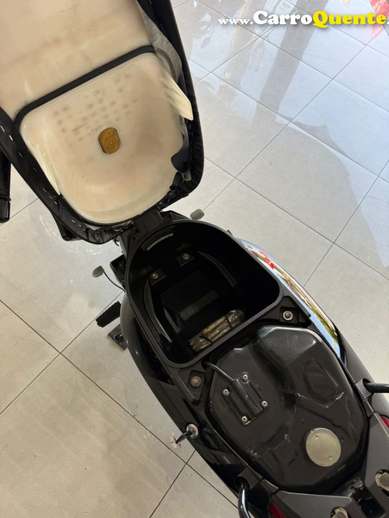 HONDA   C 100 BIZ-ES   PRETO 2013 100 GASOLINA - Loja