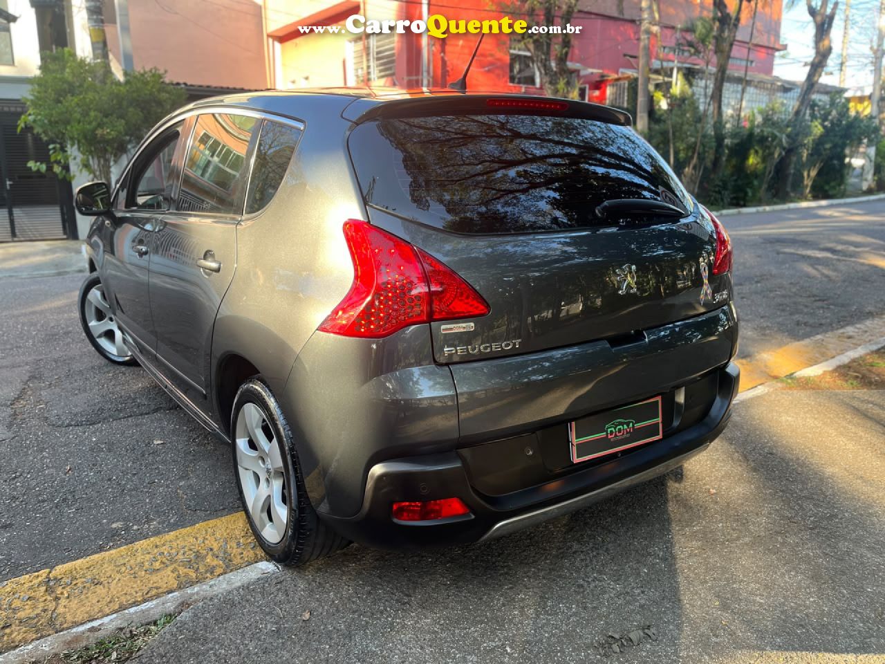 PEUGEOT   3008 GRIFFE 1.6 TURBO 16V 5P AUT.   CINZA 2013 1.6 GASOLINA - Loja