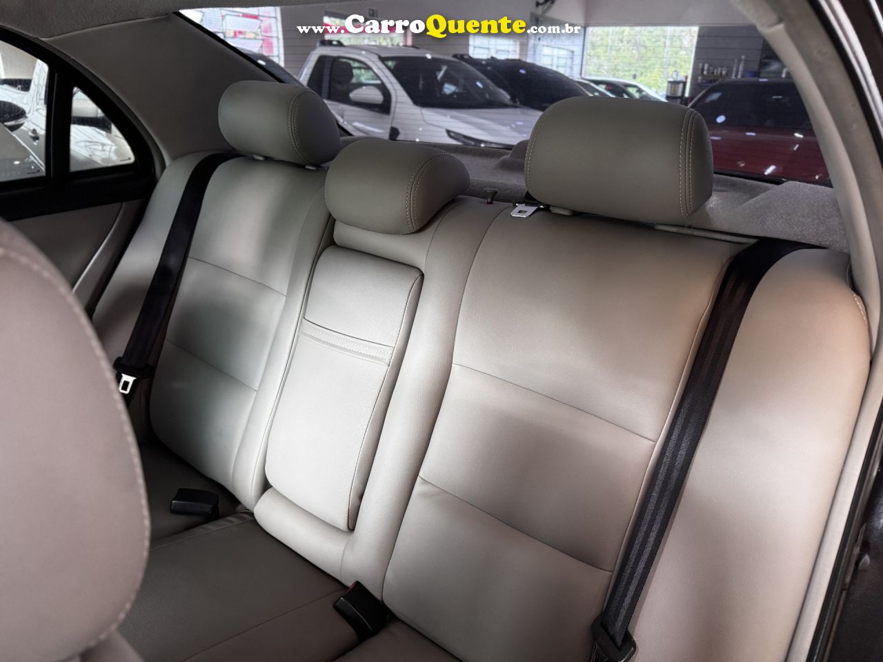 TOYOTA   COROLLA SE-G 1.81.8 FLEX 16V AUT.   PRETO 2006 1.8 GASOLINA - Loja