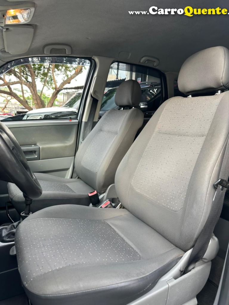 CHEVROLET   MERIVA EXPRES.EASYTRONIC 1.8 FLEXPOWER   PRATA 2011 1.8 FLEX - Loja