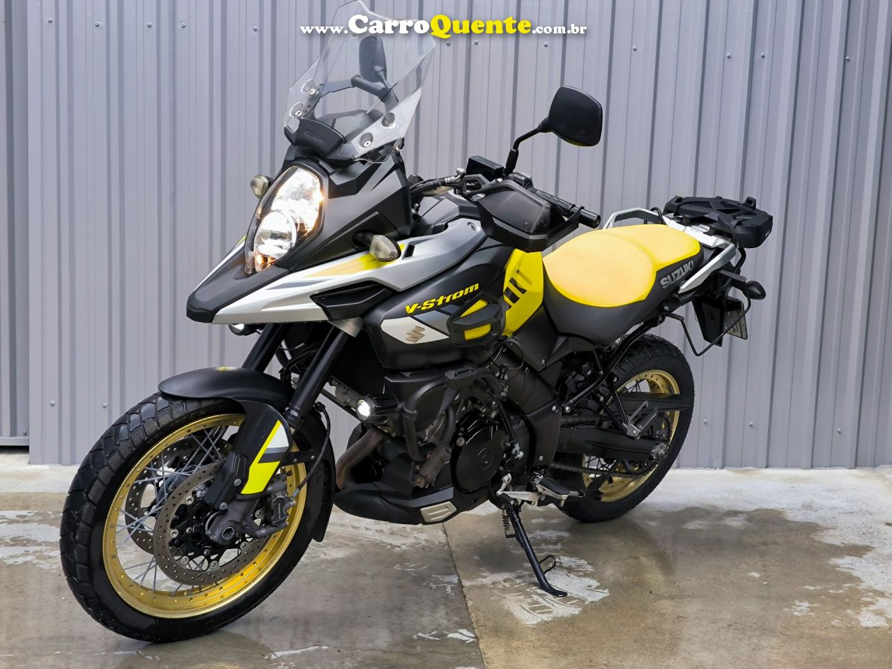 SUZUKI   SUZUKI V-STROM 1000 XT   AMARELO 2019 1000 GASOLINA - Loja