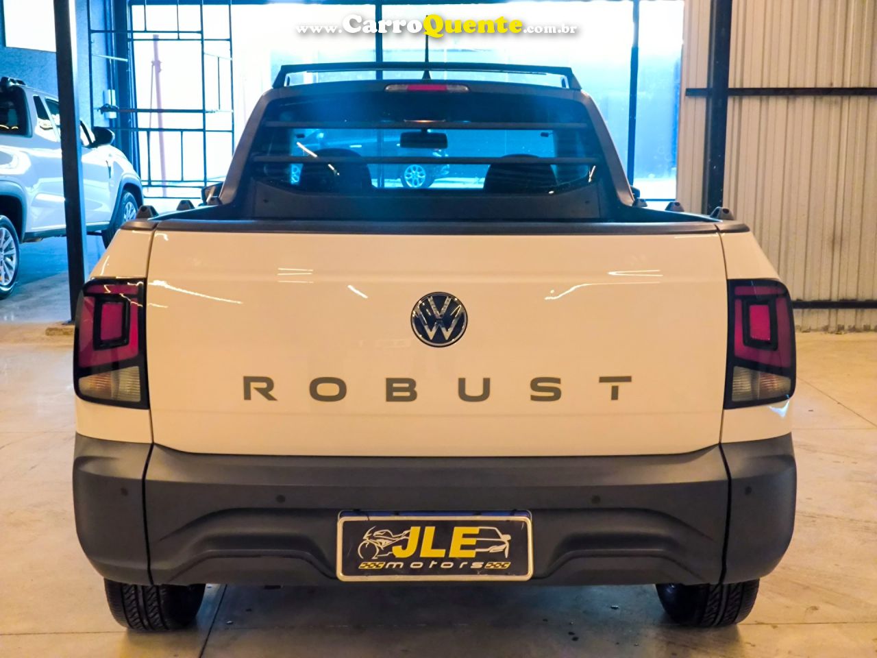 VOLKSWAGEN   SAVEIRO ROBUST 1.6 TOTAL FLEX 16V    BRANCO 2025 1.6 FLEX - Loja