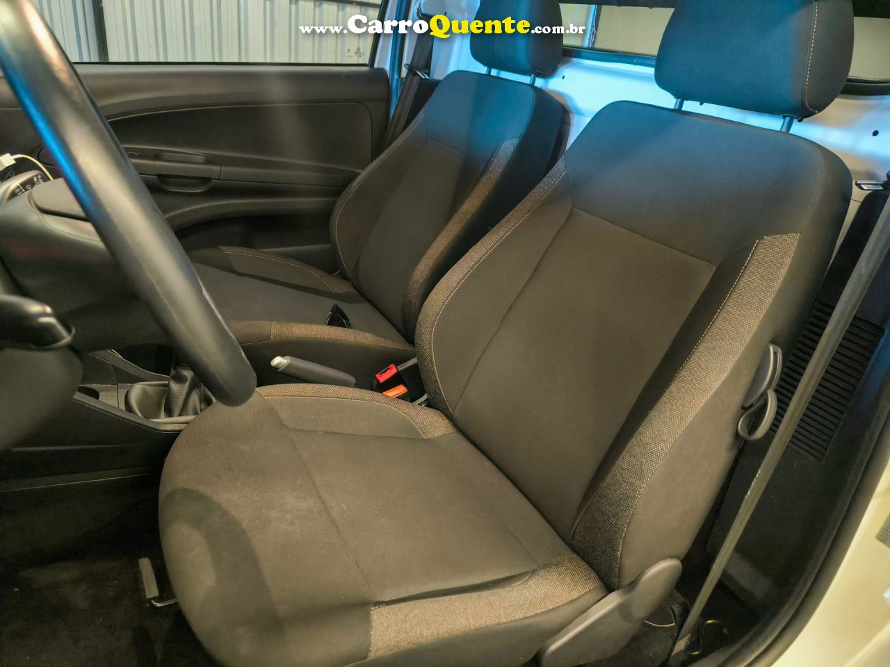 VOLKSWAGEN   SAVEIRO ROBUST 1.6 TOTAL FLEX 16V    BRANCO 2025 1.6 FLEX - Loja
