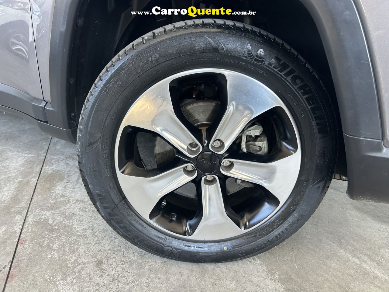 JEEP   COMPASS LONGITUDE 2.0 4X4 DIES. 16V AUT.   MARROM 2018 2.0 DIESEL - Loja