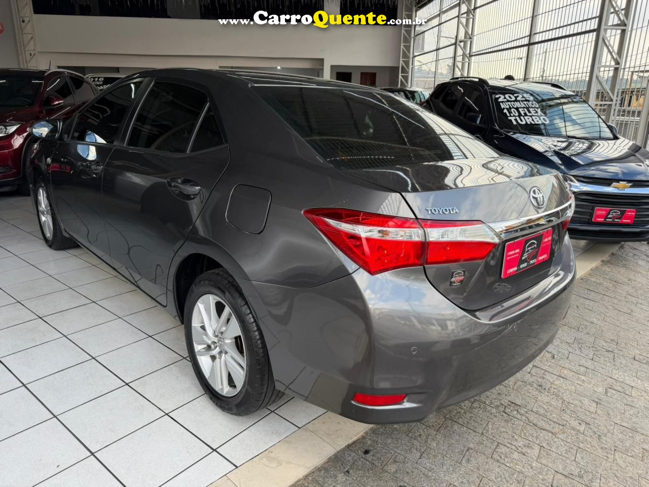 TOYOTA   COROLLA GLI 1.8 FLEX 16V  AUT.   CINZA 2015 1.8 FLEX - Loja